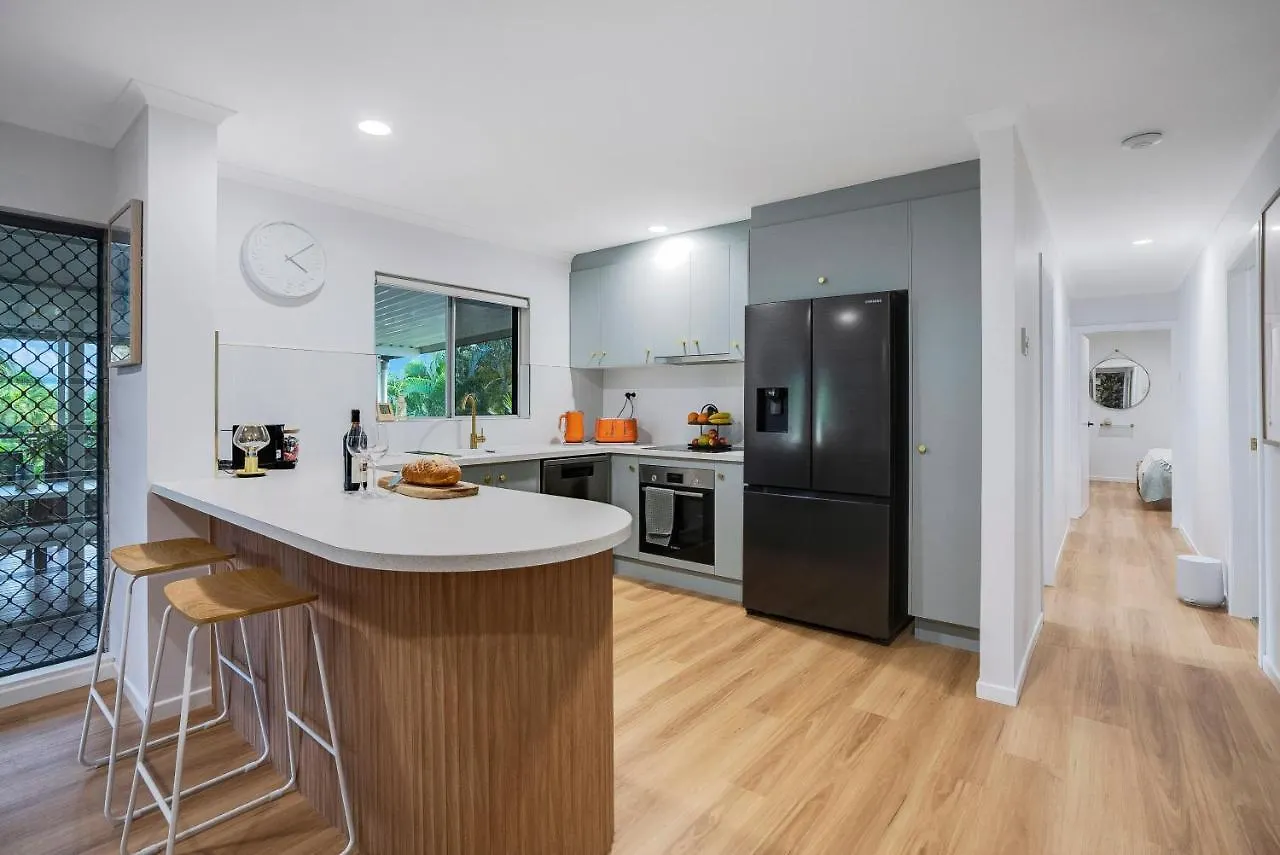 Deco View Family Oasis In Cairns Villa East Trinity 0*,